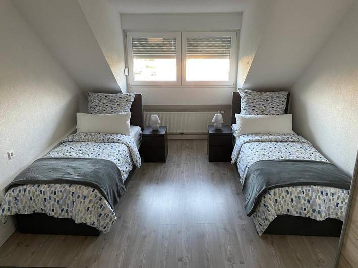 Appartement de vacances pour 8 personnes, avec jardin