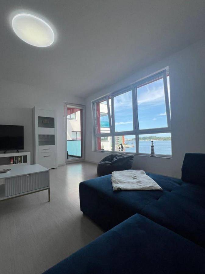 Ferienwohnung für 4 Personen, mit Balkon und Seeblick sowie Ausblick in Kröpeliner-Tor-Vorstadt