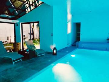 Cottage pour 2 personnes, avec piscine ainsi que jardin et vue à Amiens