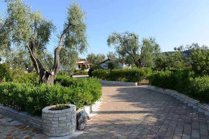 Bungaló con gran jardín privado y parrilla in Vieste, Gargano