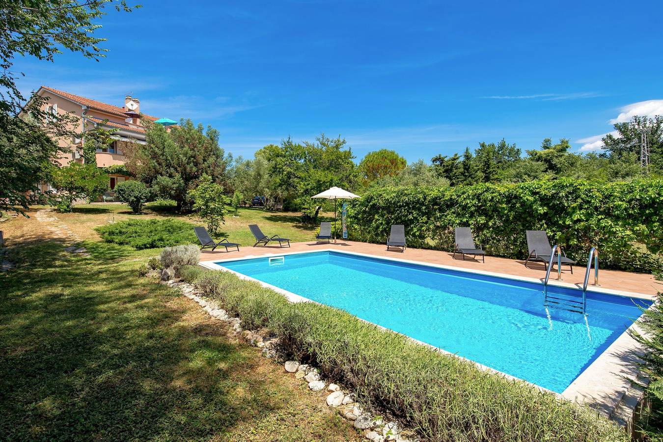Appartamento intero, Pool Suite Glavotok at Krk Island in Brzac, Krk (Croazia)
