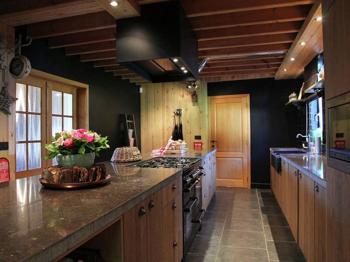 Villa für 18 Personen mit Garten in Wibrin, Houffalize