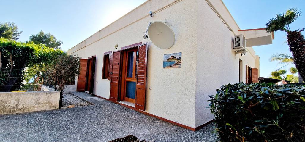 Location de vacances pour 7 personnes, avec jardin dans Macari - 2