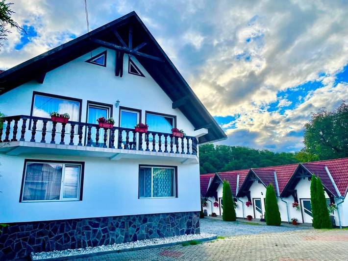 Maison d’hôte pour 2 personnes, avec Terrasse et Jardin dans Mureș