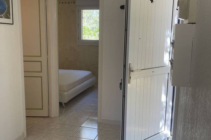 Villa pour 6 personnes, avec terrasse ainsi que jardin et piscine dans Cala Rossa - 2