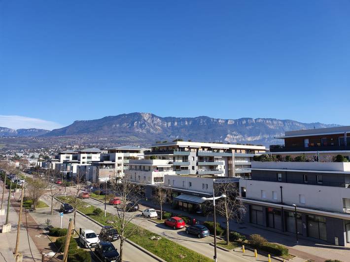Gîte pour 6 personnes, avec vue sur le lac et terrasse dans Esplanade du Lac ( Aix-les-Bains) - 4