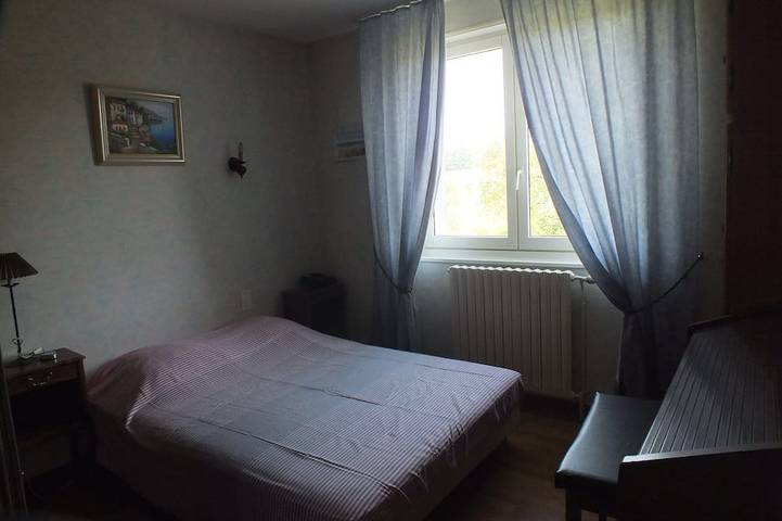 Location de vacances pour 4 personnes, avec balcon et jardin, animaux acceptés à Fougerolles - 2