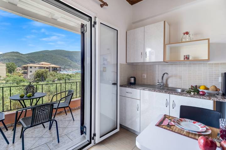 Entire studio, Apartment "Studio Rea" with Sea View, Garden & Wi-Fi in Vasiliki, Greece