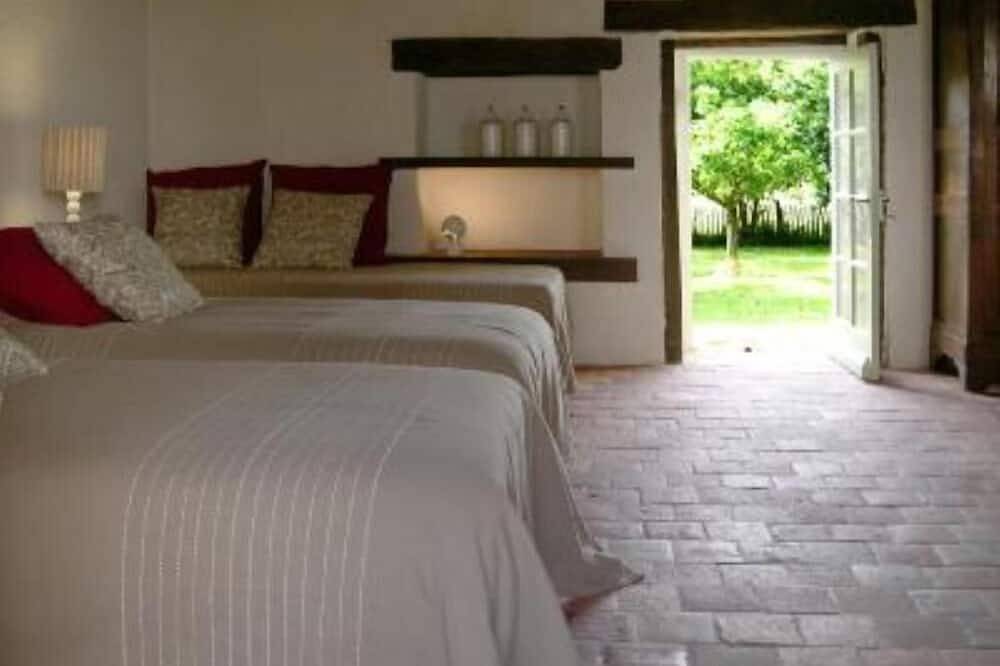 Casa / villa / chalet - Menetou Couture in Menetou-Couture, Saint-Amand-Montrond