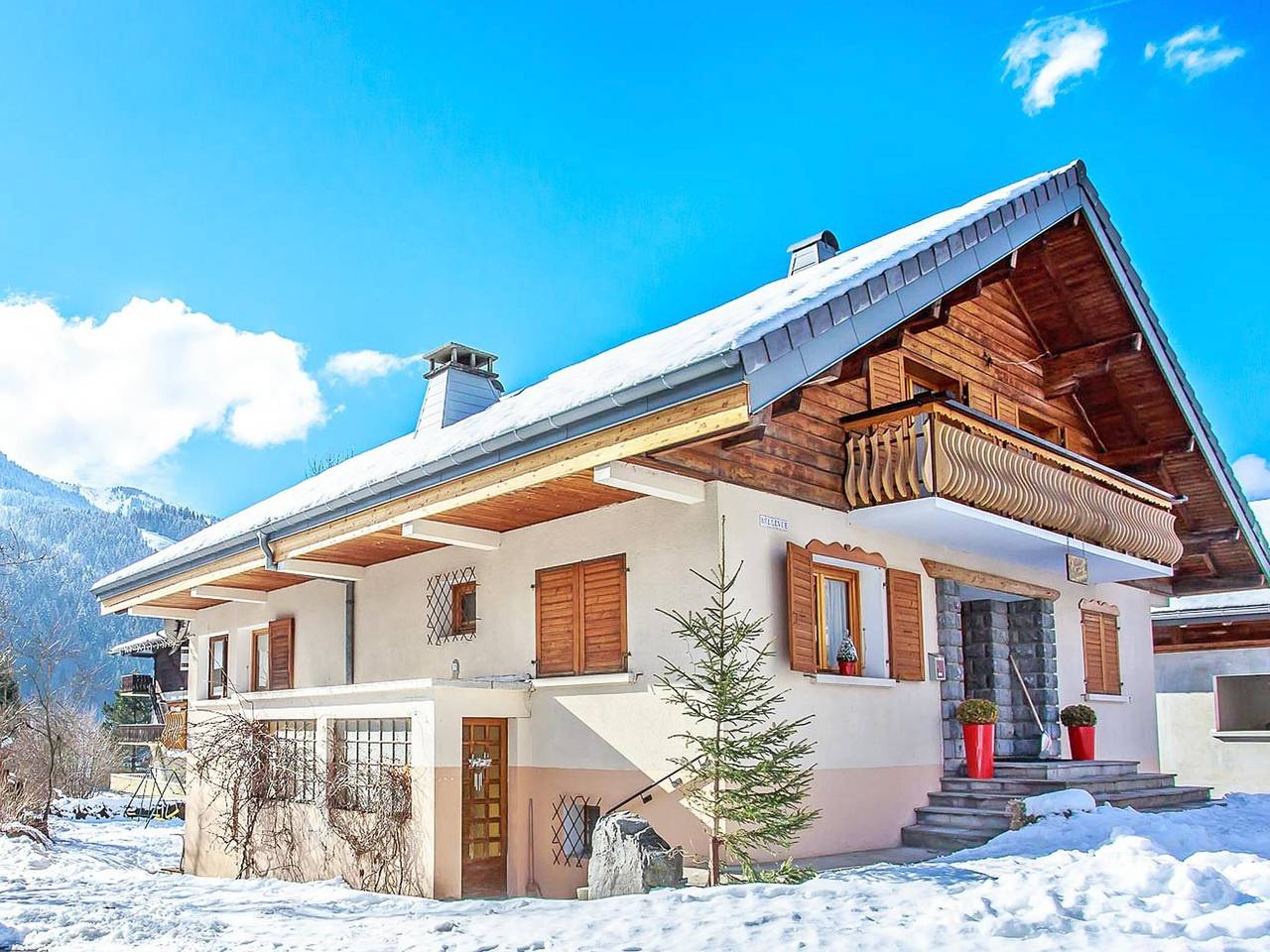 Chalet avec Balcon, Sauna et Vue sur les Montagnes - Animaux Acceptés in La Chapelle-d'Abondance, Les Portes du Soleil