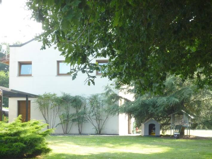 Apartamento para 5 personas, con Terraza y Jardín además de Piscina y Vistas en Lugo
