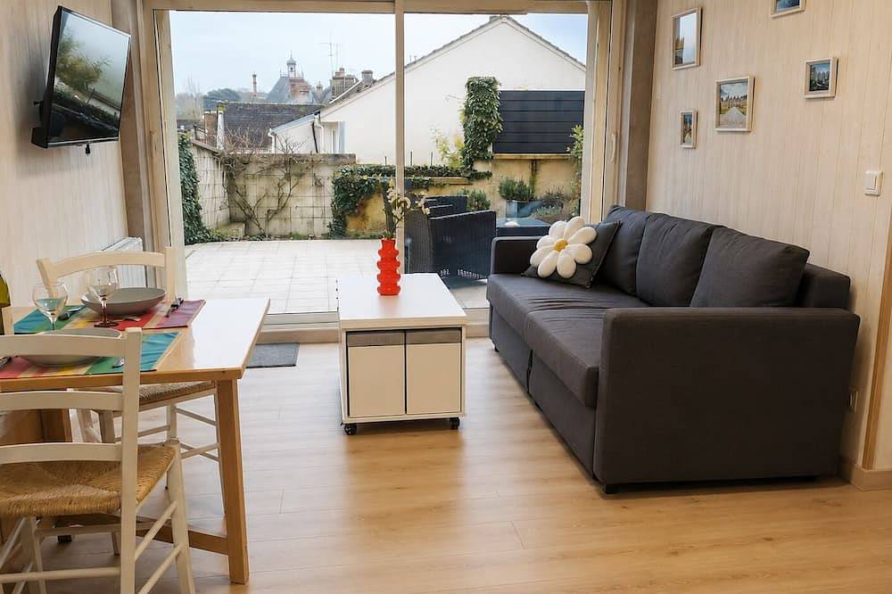 Appartement entier, Appartement cosy avec terrasse  La Girafe | Calme & Confort proche Fontainebleau in Lorrez-le-Bocage-Préaux, Seine-et-Marne