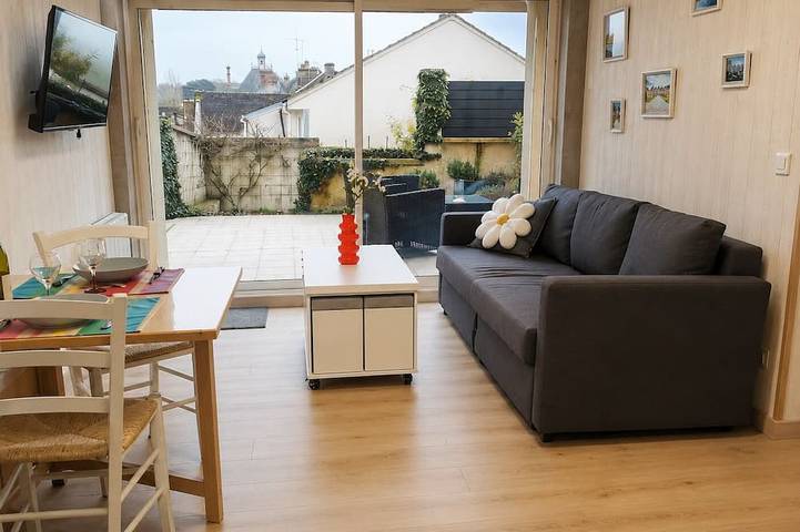 Gîte pour 4 personnes, avec terrasse à Lorrez-le-Bocage-Préaux