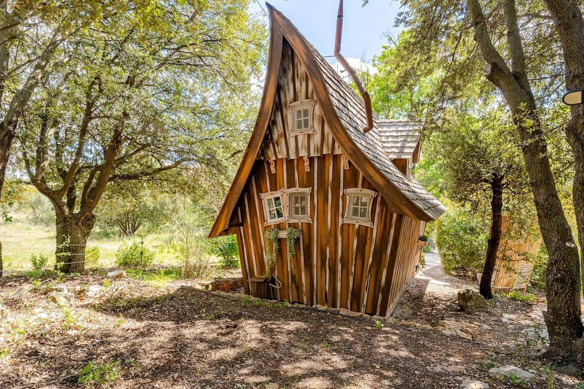 One-Bedroom Chalet in Villecroze, Région de Draguignan