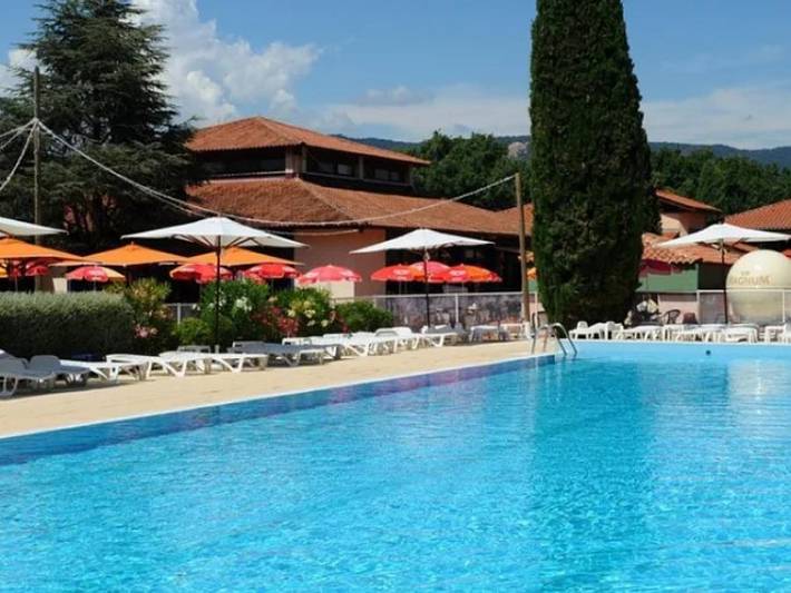 Village vacances Cévéo de Bormes-les-Mimosas " La Manne" - Ferienhaus 4 personen - Maisonnette 2 Zimmer 4 P. Pmr in Bormes-les-Mimosas, Parc national Port-Cros