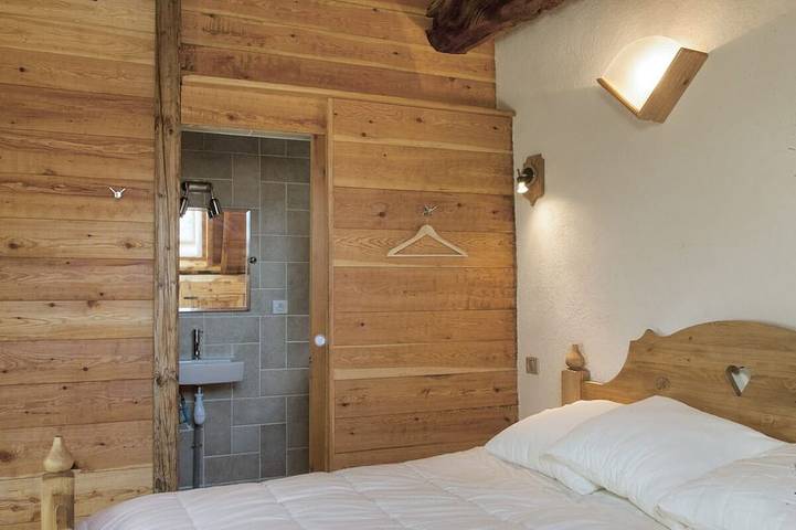Gîte pour 19 personnes, avec jacuzzi ainsi que jardin et sauna, animaux acceptés à Villar-Saint-Pancrace - 3