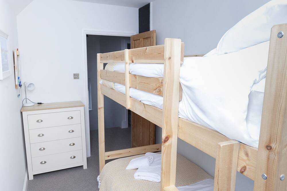 Magnolia Cove with 2 parking spaces in Whitstable, Kent