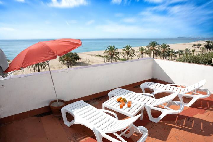 Casa rural para 14 personas, con Vistas al mar además de Balcón y Terraza en Maresme