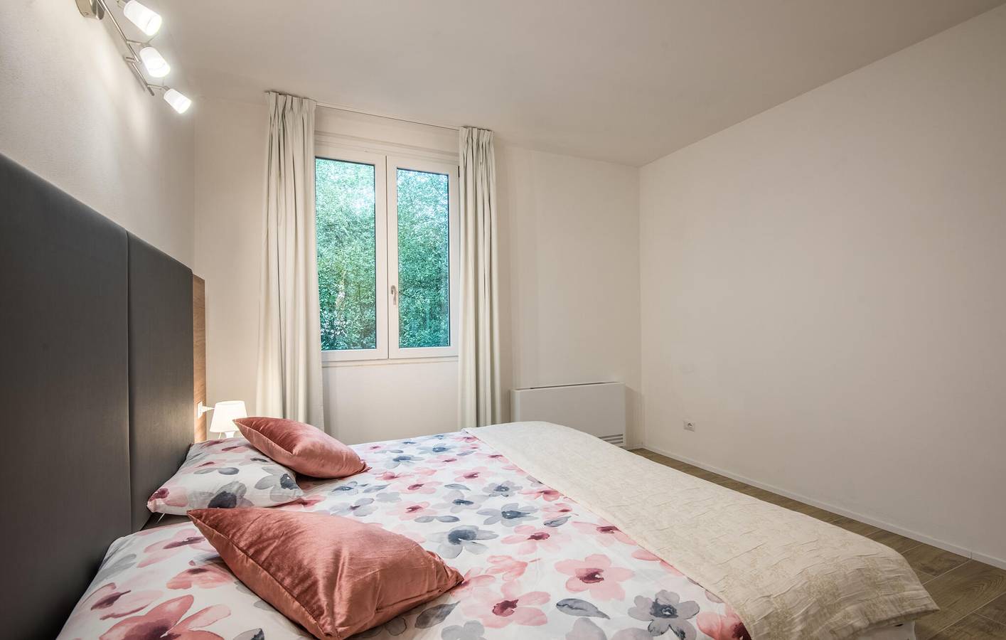 Hel ferielejlighed, Ferielejlighed for 4 personer med pool in Scacciapensieri, Siena