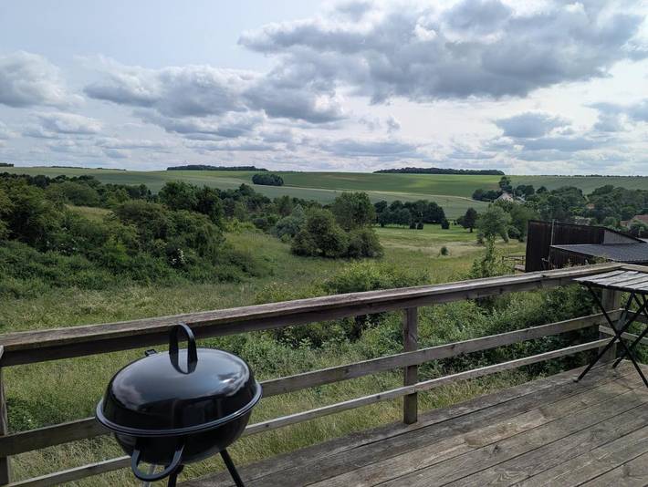 Gîte pour 4 personnes, avec terrasse ainsi que vue et piscine, animaux acceptés dans Salives Golf Club - 2