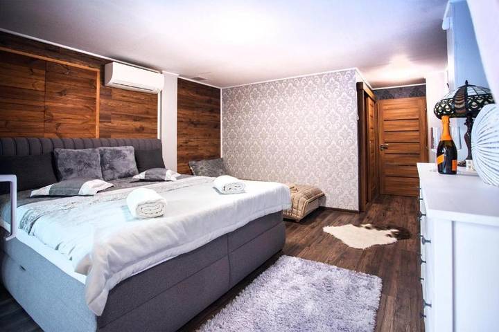 Ferienhaus für 10 Personen, mit Terrasse und Garten sowie Pool und Ausblick in Bratislava - 4