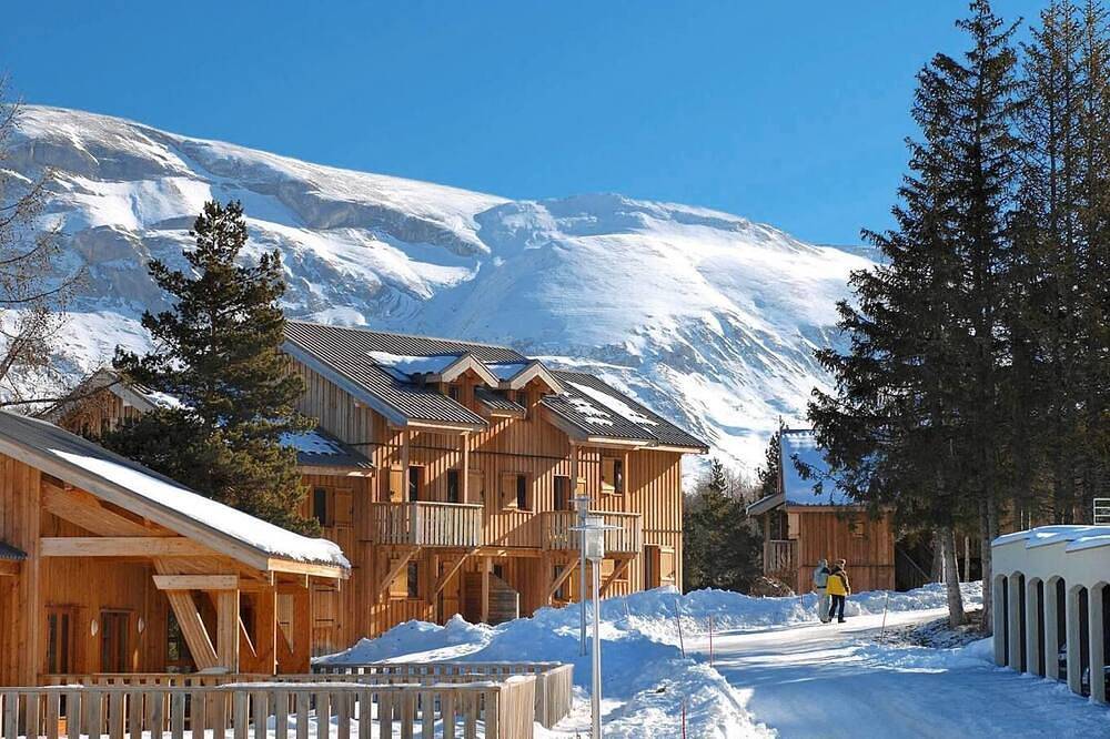 Landhaus, wifi, skiurlaub an der piste, fitness, schwimmbad, terrasse, balkon, parkmöglichkeiten in Saint-Étienne-en-Dévoluy, Le Dévoluy