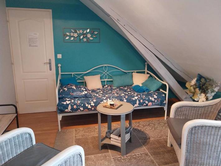 Gîte pour 4 personnes, avec Terrasse et Jardin à Néville