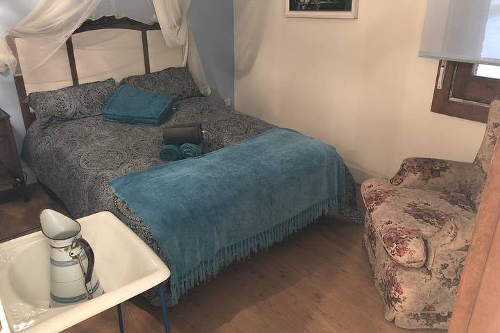 Preciosa casa Spa piscina 95 km Madrid. , tarifa  min 6 adul  temp baja 8 alta in Albalate de Zorita, Provincia de Guadalajara