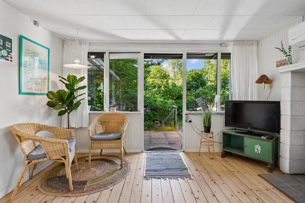 Authentisches Ferienhaus in Strandnähe von Fjellerup in Fjellerup Strand, Djursland