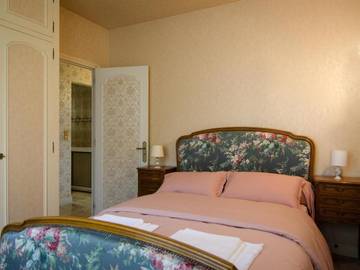 Location de vacances pour 4 personnes, avec balcon à Bourré