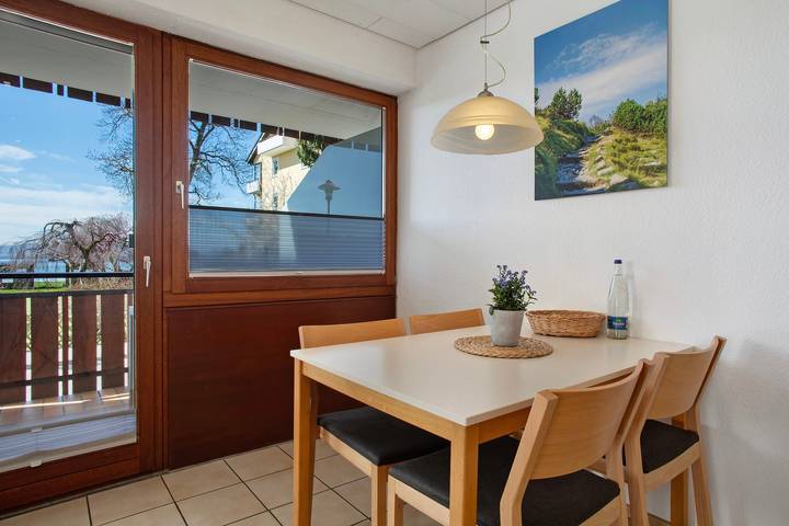 Ganze Wohnung, Ferienwohnung Eg1 im "Gästehaus Heinemann" direkt am Bodensee mit Seeblick in Langenargen, Region Bodensee-Oberschwaben