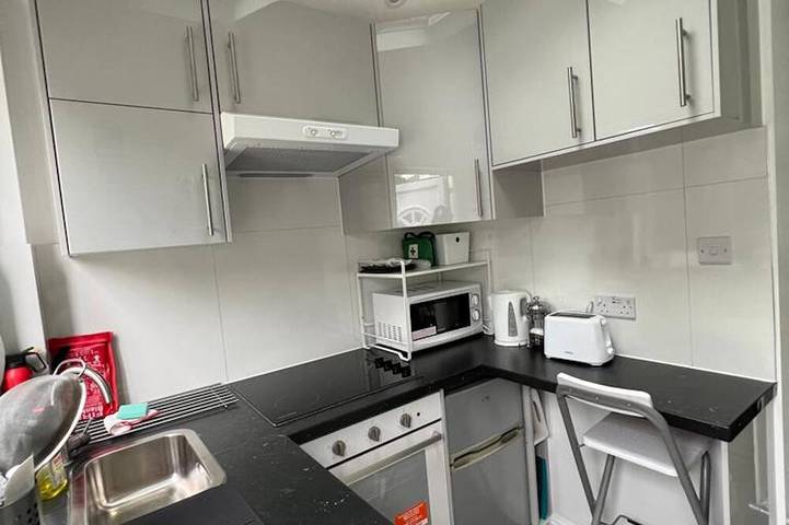 Private studio Apartment/Flat in London in Lewisham, London