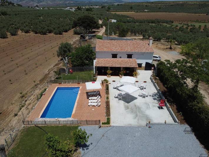 Casa rural para 17 personas, con Terraza además de Jardín y Piscina en Pozo Alcón