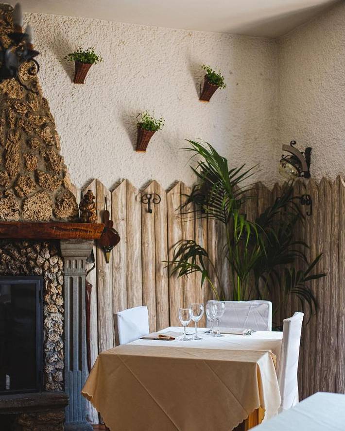 Hôtel pour 2 personnes, avec vue ainsi que vue sur le lac et terrasse, animaux acceptés à Monasterolo del Castello - 3