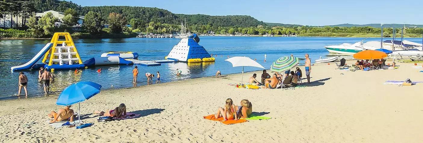 Bungalow für 4 Personen, mit Terrasse und Pool, mit Haustier am Lago Maggiore - 2