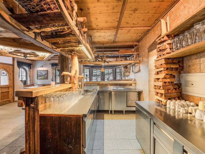 Ferienhaus für 15 Personen, mit Balkon und Whirlpool sowie Terrasse und Garten in Innsbruck und Umgebung - 4