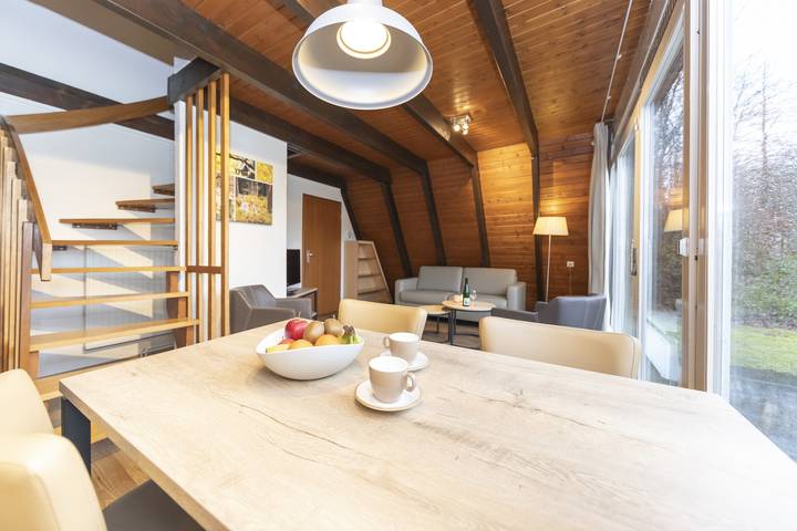 Bungalow für 4 Personen, mit Balkon/Terrasse und Terrasse in der Vulkaneifel
