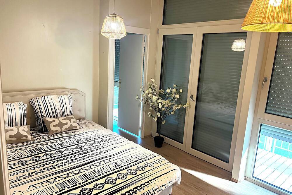 Luxury villa with parking/outdoor play area/pool/6 suites in Bourg-en-Bresse, Región de Bourg-en-Bresse