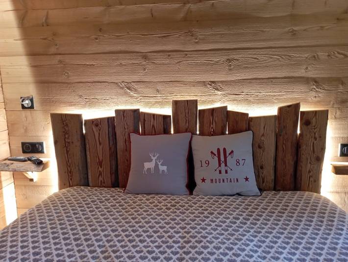 Chalet pour 13 personnes, avec balcon ainsi que jardin et sauna