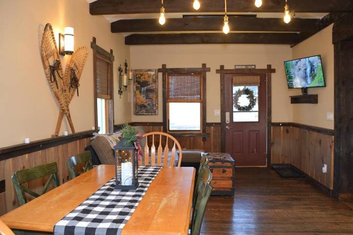 Chalet pour 10 personnes, avec terrasse ainsi que vue et sauna, animaux acceptés à Hunter - 4