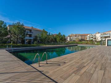Appartement De Vacances pour 2 Personnes dans La Londe-les-Maures, Région de Toulon, Photo 1