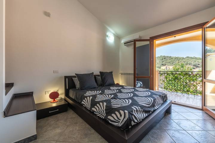 Villa per 4 persone, con Balcone e Giardino