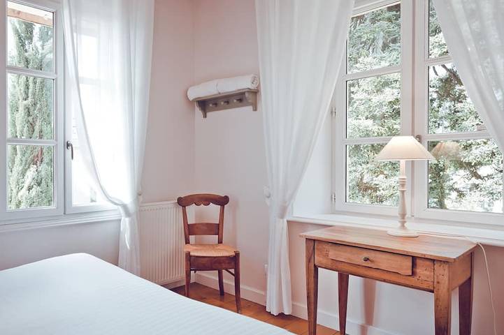 Location de vacances pour 6 personnes, avec piscine et jardin à Divajeu - 4