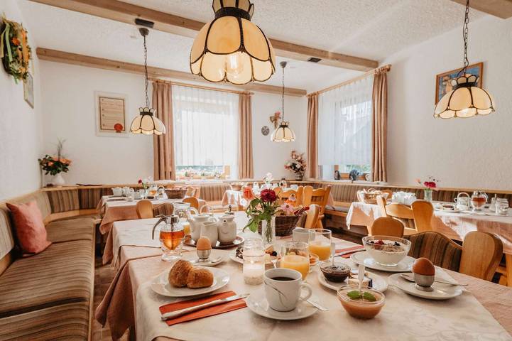 Pension Schwaiger - Einzelzimmer in Neustadt a.d.Donau, Altmühltal