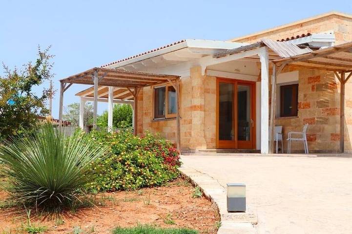 Marechiaro sea view villa with pool in Pescoluse, Golfo de Tarento