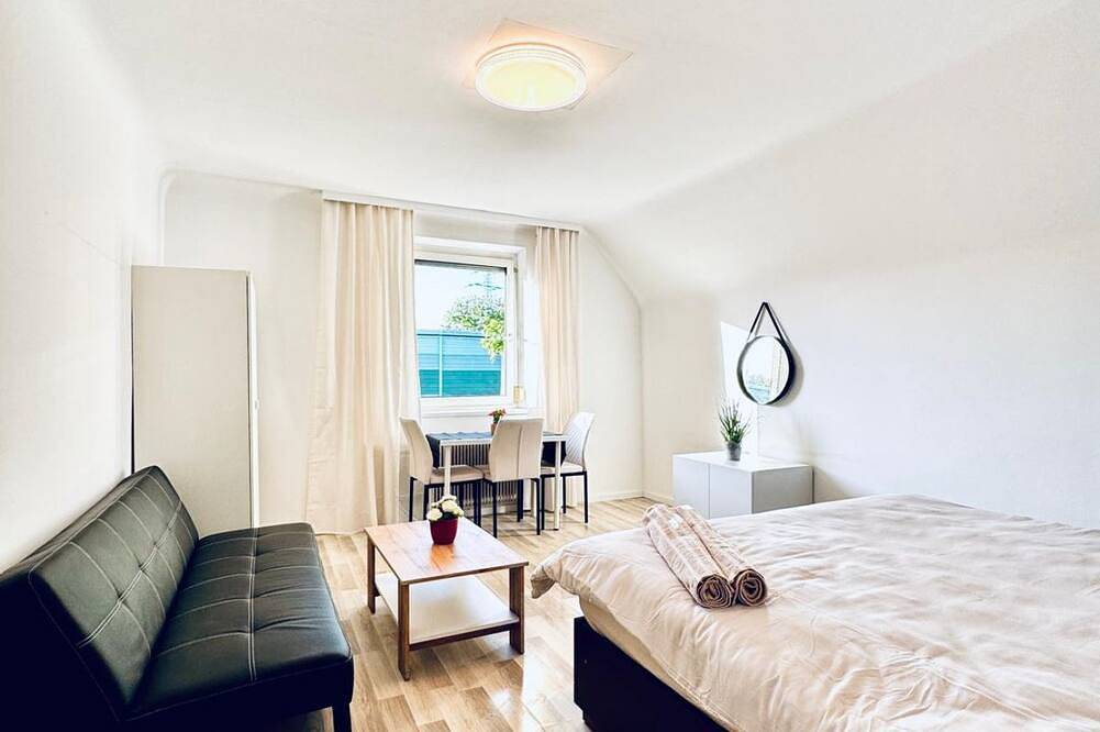 Peaceful Stay for 3 | Garden Villa near Danube in Floridsdorf, Wien