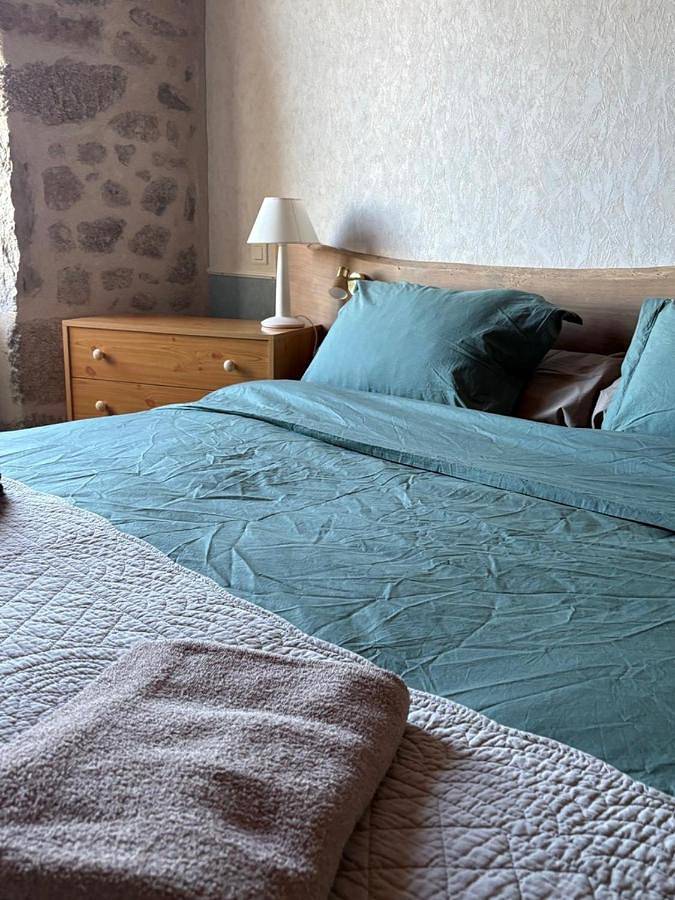 Single Bed in Dormitory Room in Golinhac, Aveyron