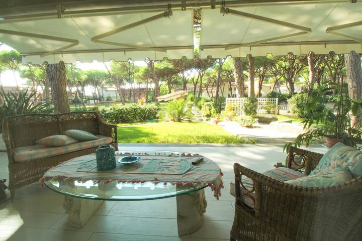 Villa Gio-Dì con grande giardino in Marina di Grosseto, Grosseto
