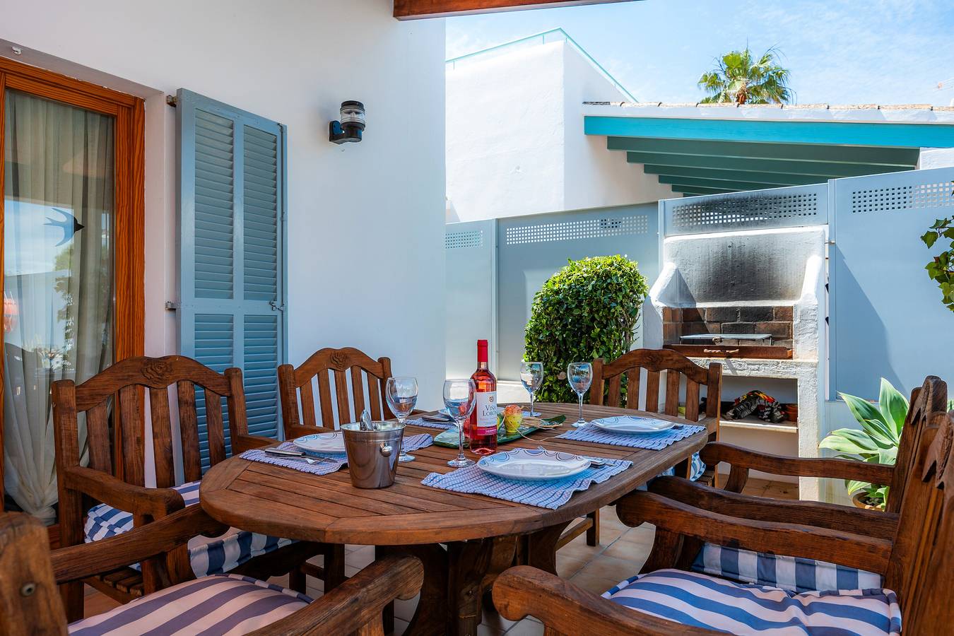 Villa 'Hector' mit Bergblick, Wi-Fi und Klimaanlage in Cala d'Or, Santanyí