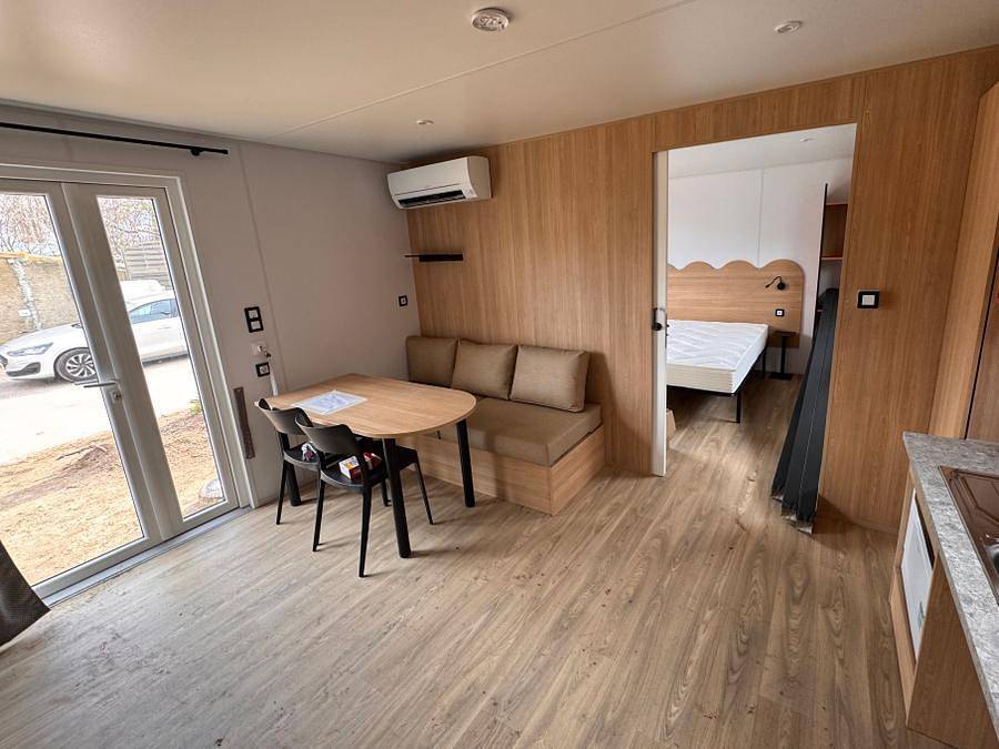 Flower Camping le Peyrelade - Mobilhome 4 personas - Nuevo // Residencia Louisiane Pmr Confort 2 habitaciones + terraza semicubierta + Tv in Rivière-sur-Tarn, Parc naturel régional des Grands Causses